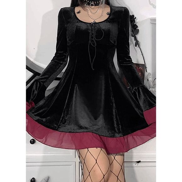 🖤 Goth Lace-Up Retro Black Velvet Long Flare Sleeve Steampunk Dress SIZE M NEW - Picture 4 of 15